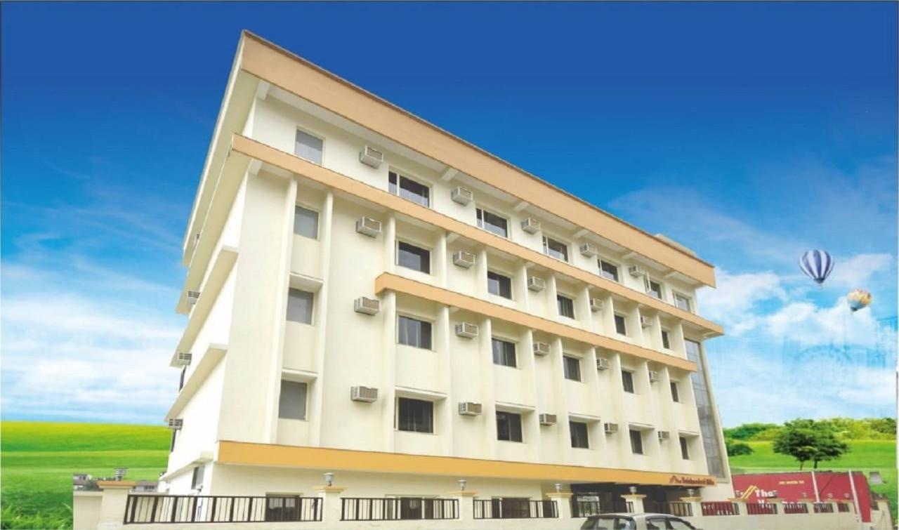 Hotel The Vaishno Devi Hills Katra  Εξωτερικό φωτογραφία