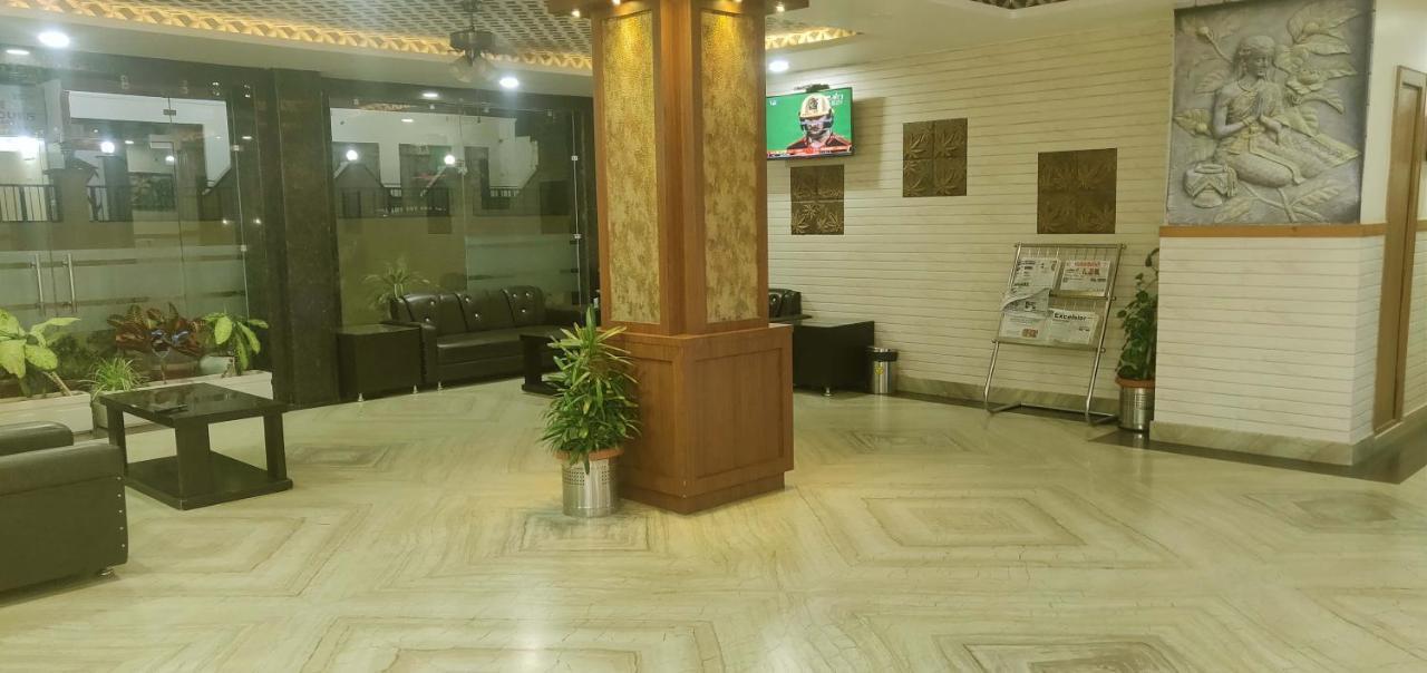 Hotel The Vaishno Devi Hills Katra  Εξωτερικό φωτογραφία