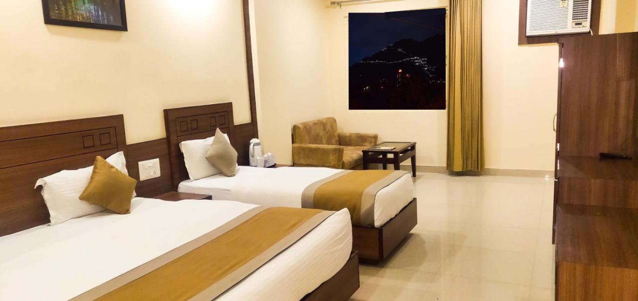Hotel The Vaishno Devi Hills Katra  Εξωτερικό φωτογραφία