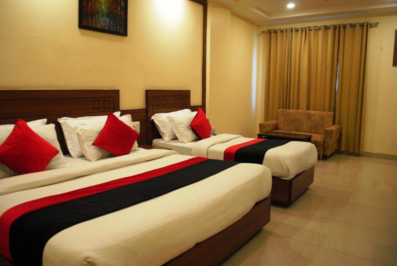 Hotel The Vaishno Devi Hills Katra  Εξωτερικό φωτογραφία