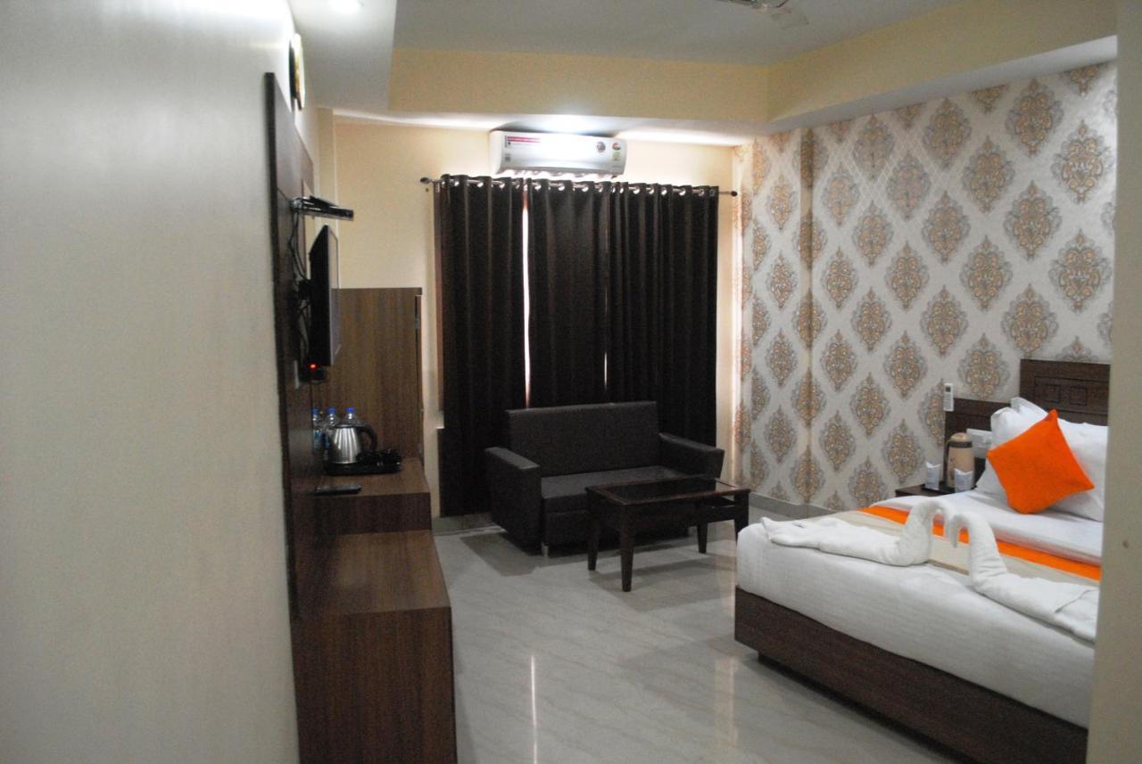 Hotel The Vaishno Devi Hills Katra  Εξωτερικό φωτογραφία