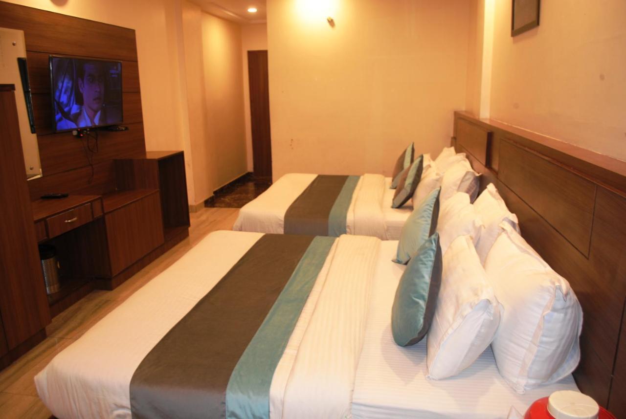 Hotel The Vaishno Devi Hills Katra  Εξωτερικό φωτογραφία