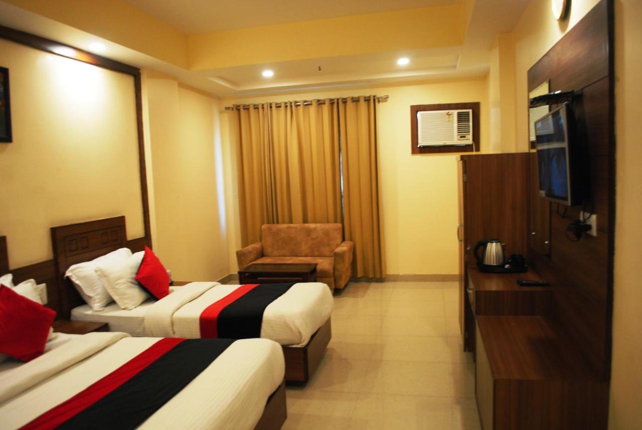 Hotel The Vaishno Devi Hills Katra  Εξωτερικό φωτογραφία