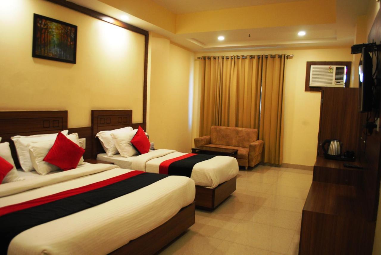 Hotel The Vaishno Devi Hills Katra  Εξωτερικό φωτογραφία