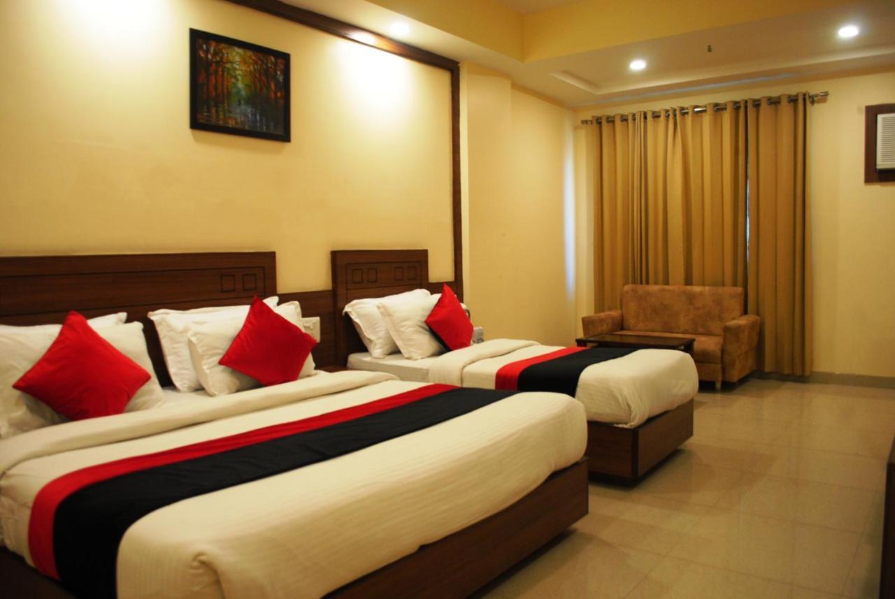 Hotel The Vaishno Devi Hills Katra  Εξωτερικό φωτογραφία